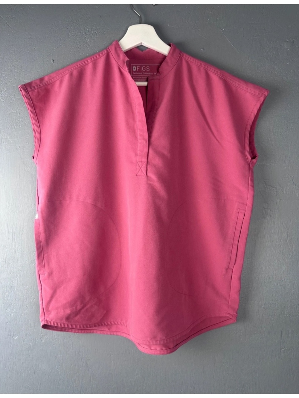 FIGS Women's Sz XXS Technical Collection Pink Scrub Oversize Rafaela Top